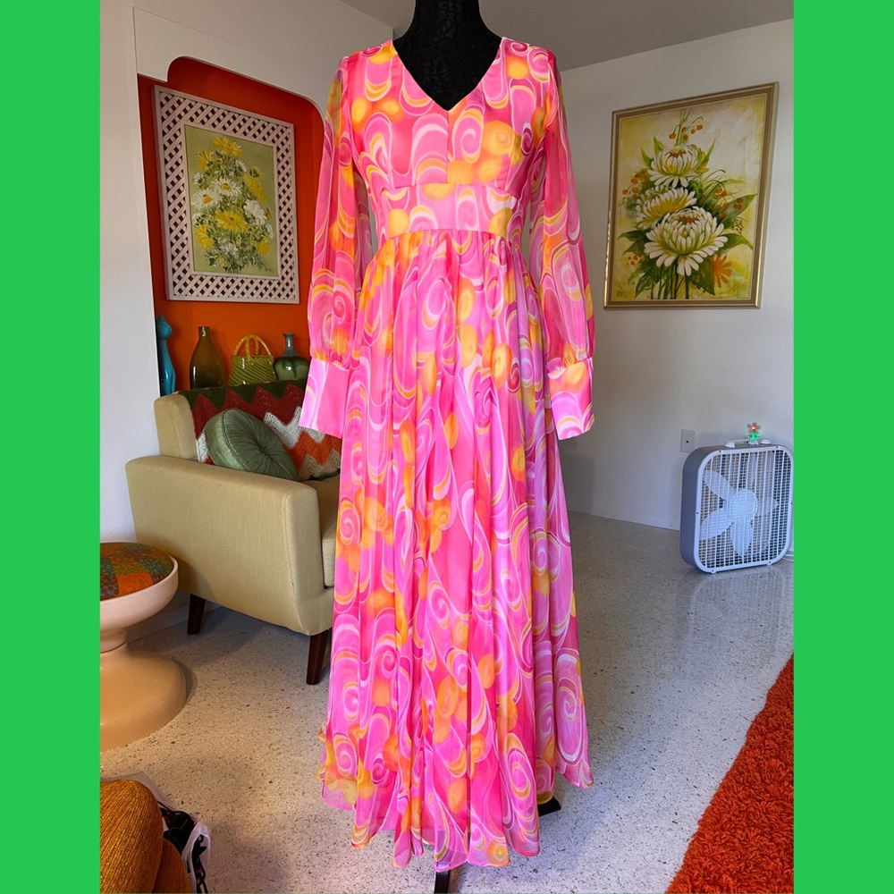 70s Vintage Psychedelic Swirl Print Maxi Dress